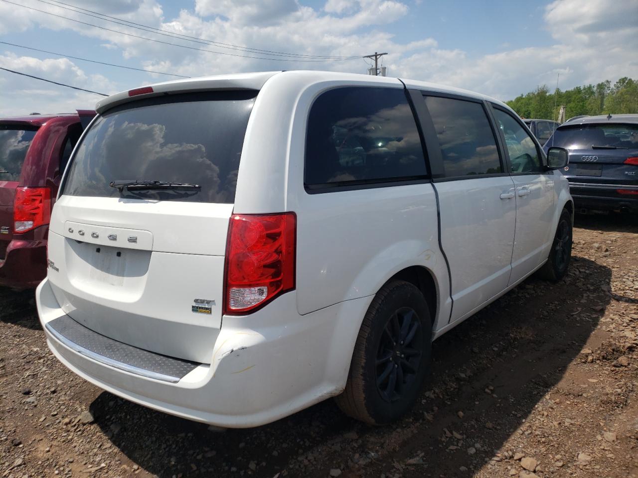 Photo 4 from auction – 2019 DODGE GRAND CARA with VIN 2C4RDGEG0KR670618