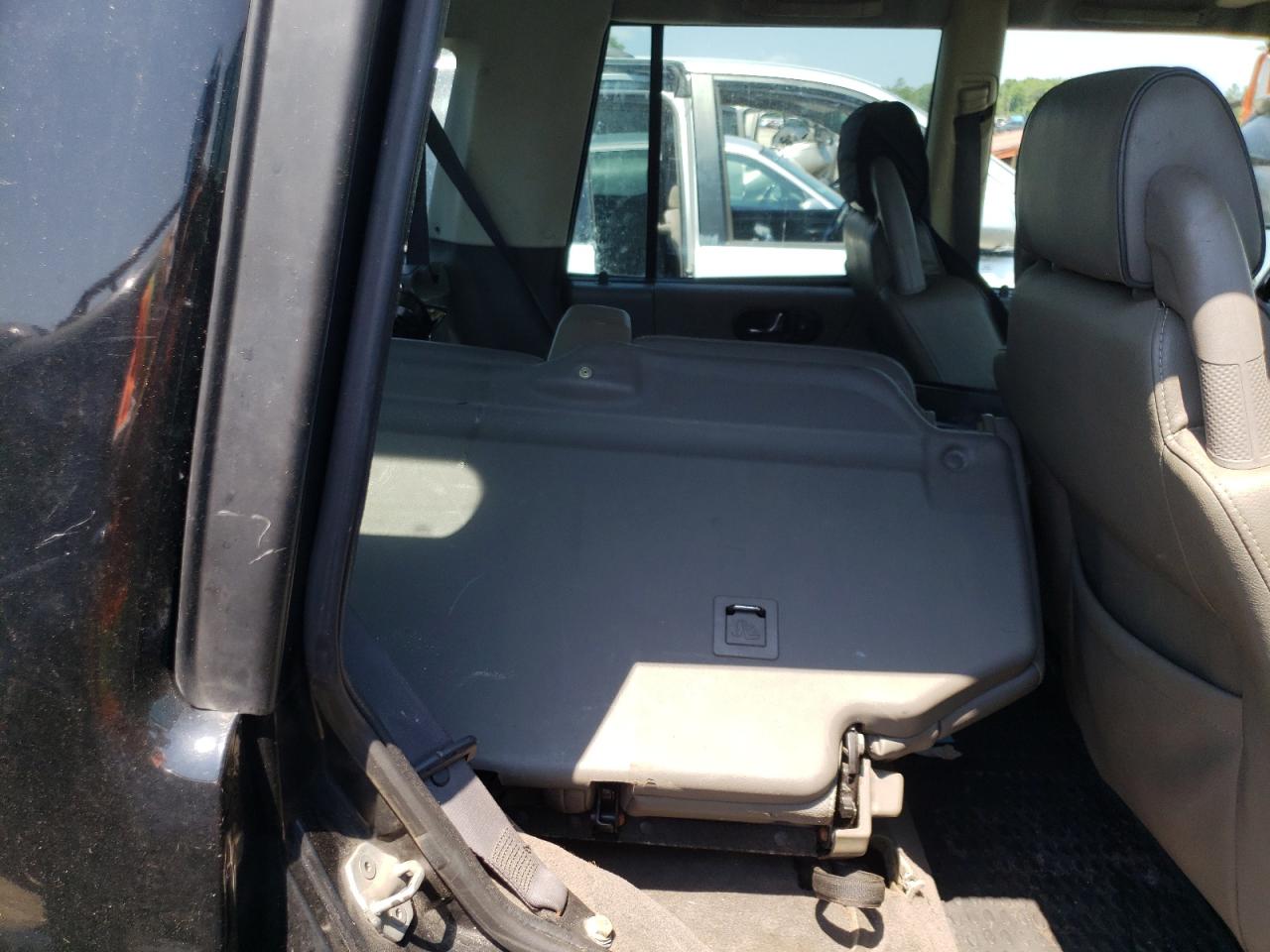 Photo 6 from auction – 2002 LAND ROVER DISCOVERY with VIN SALTY12462A764601