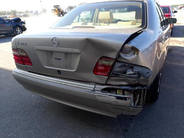 صورة رقم 9 من المزاد - 2002 MERCEDES-BENZ E 320 مع VIN WDBJF65J12B470177