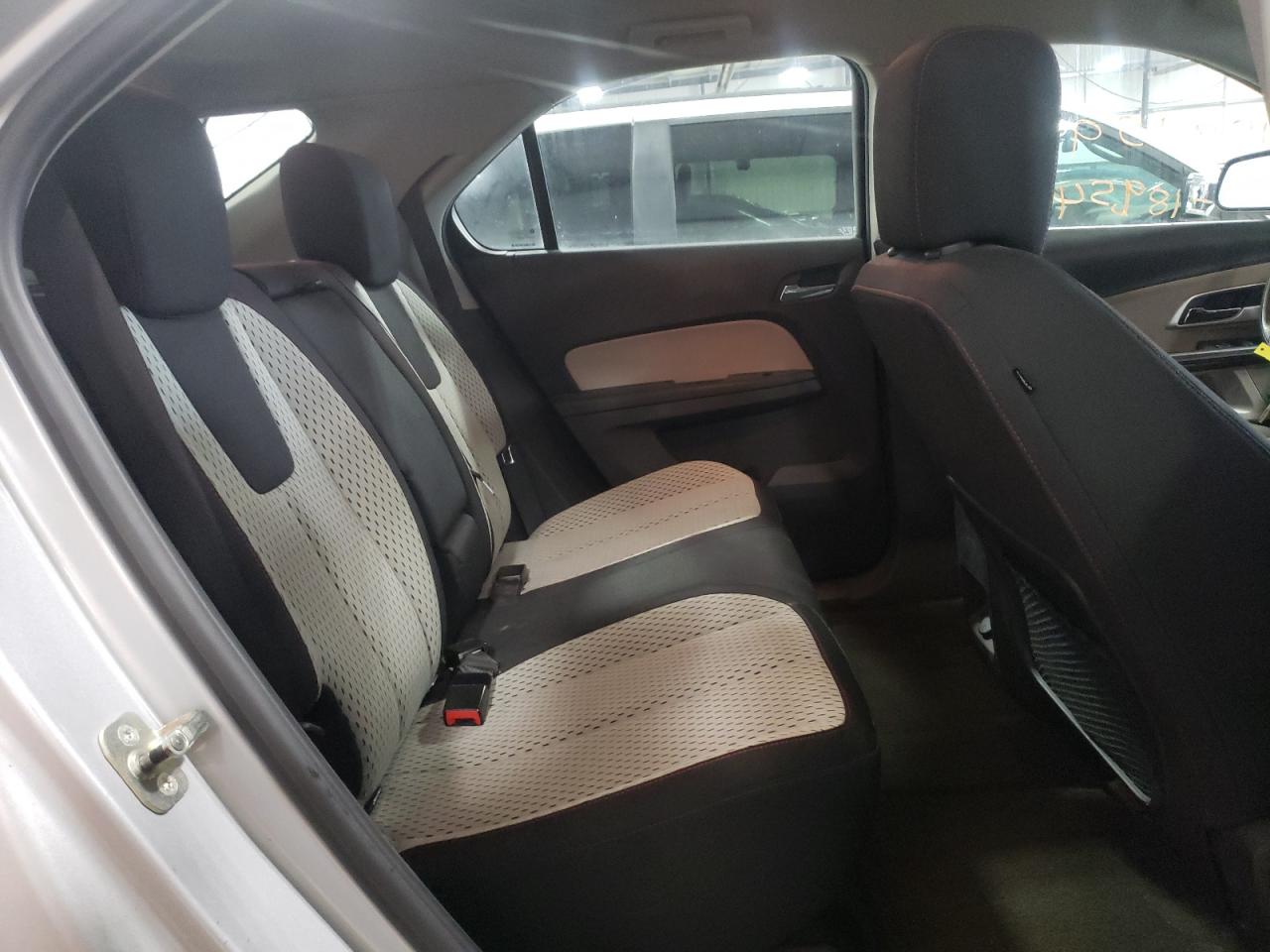 Photo 6 from auction – 2011 CHEVROLET EQUINOX LS with VIN 2CNFLCEC4B6234914