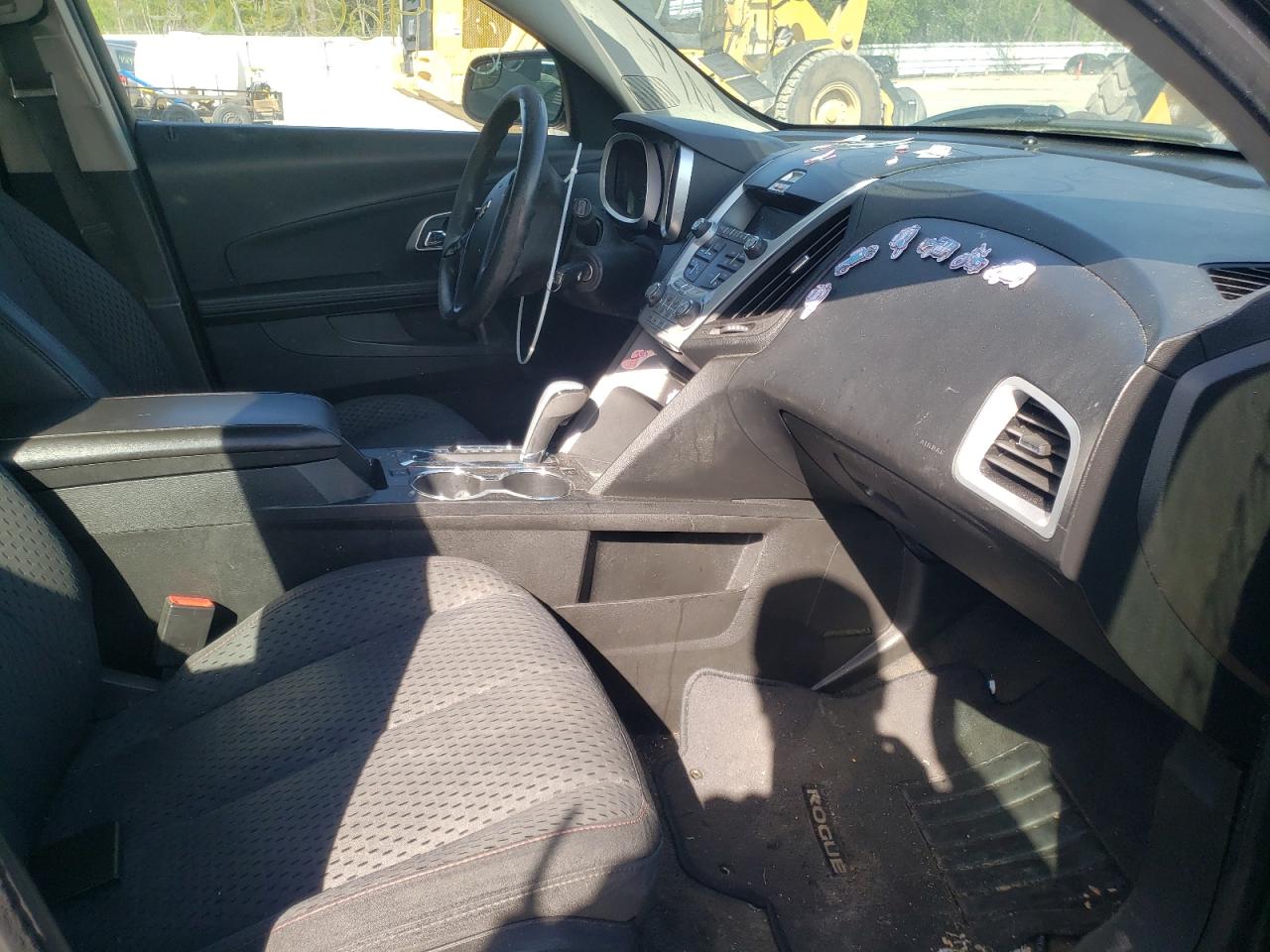 Photo 5 from auction – 2012 CHEVROLET EQUINOX LS with VIN 2GNFLCEK5C6251614