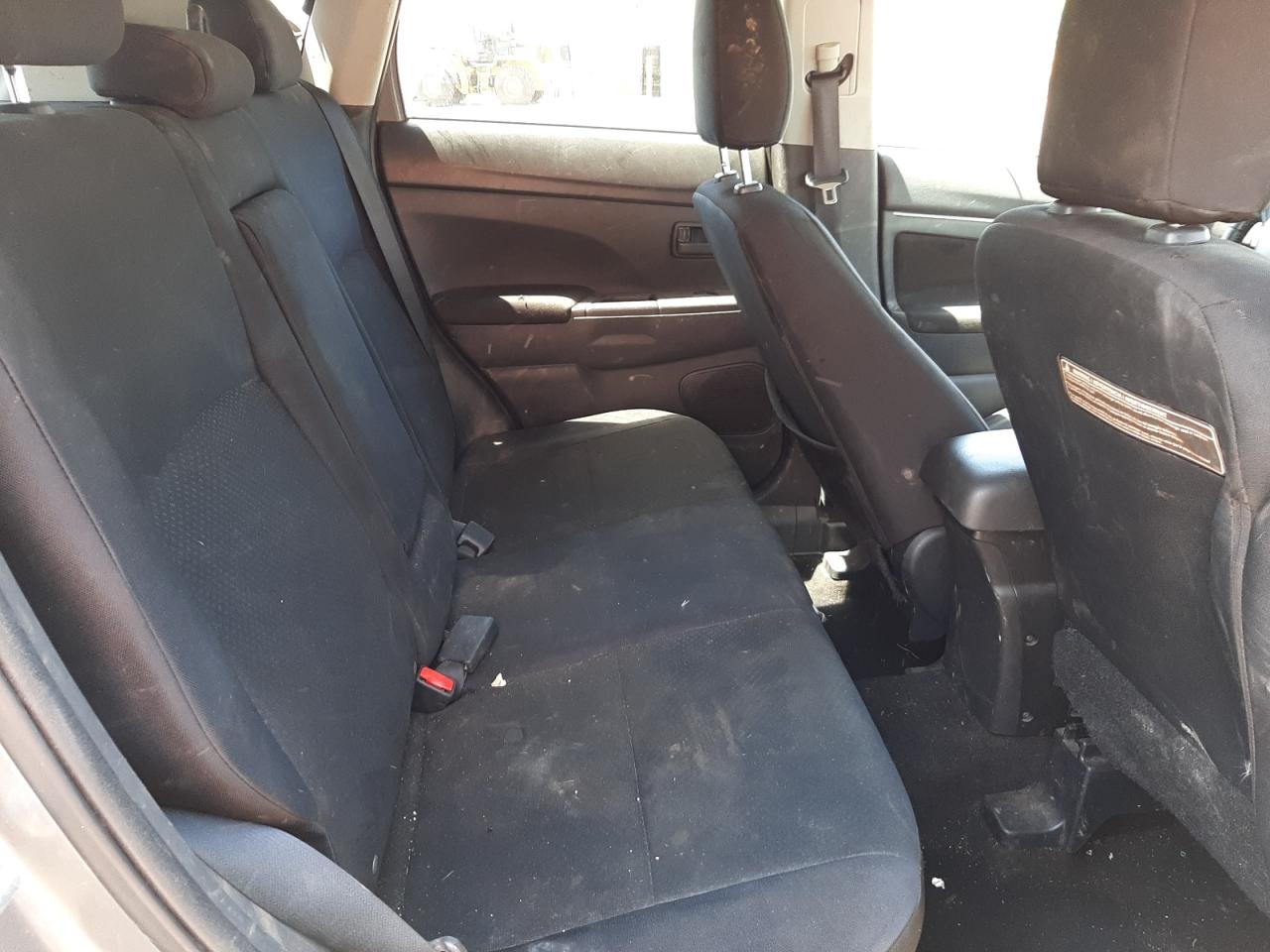 Photo 6 from auction – 2014 MITSUBISHI OUTLANDER with VIN 4A4AR3AU0EE002265