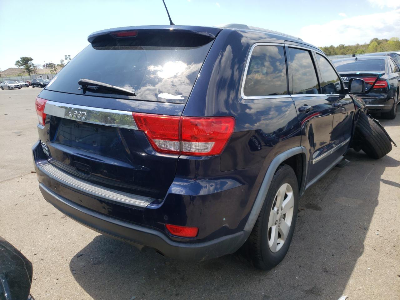 Photo 4 from auction – 2012 JEEP GRAND CHER with VIN 1C4RJFAGXCC213964