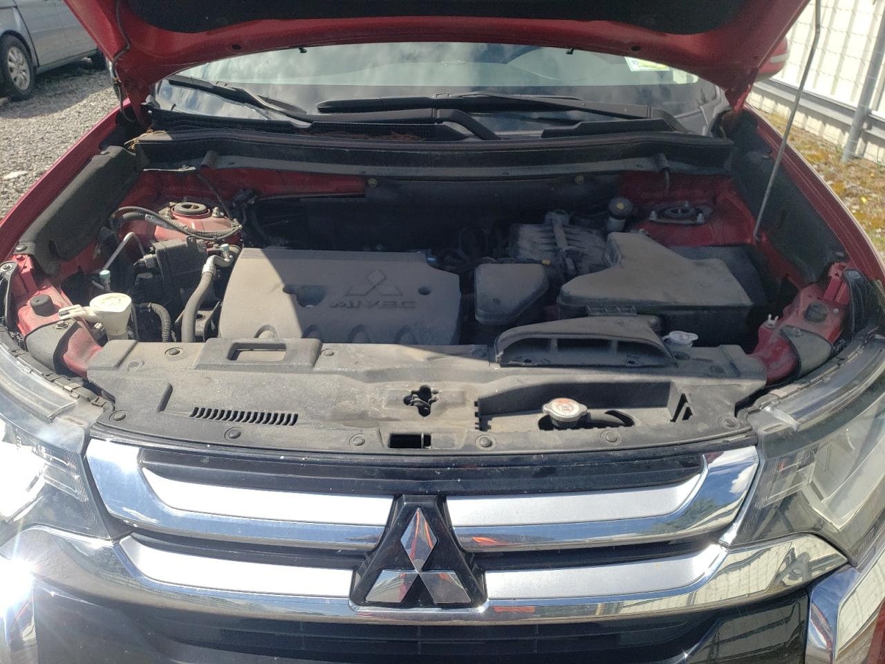 Photo 7 from auction – 2016 MITSUBISHI OUTLANDER with VIN JA4AZ3A32GZ007102