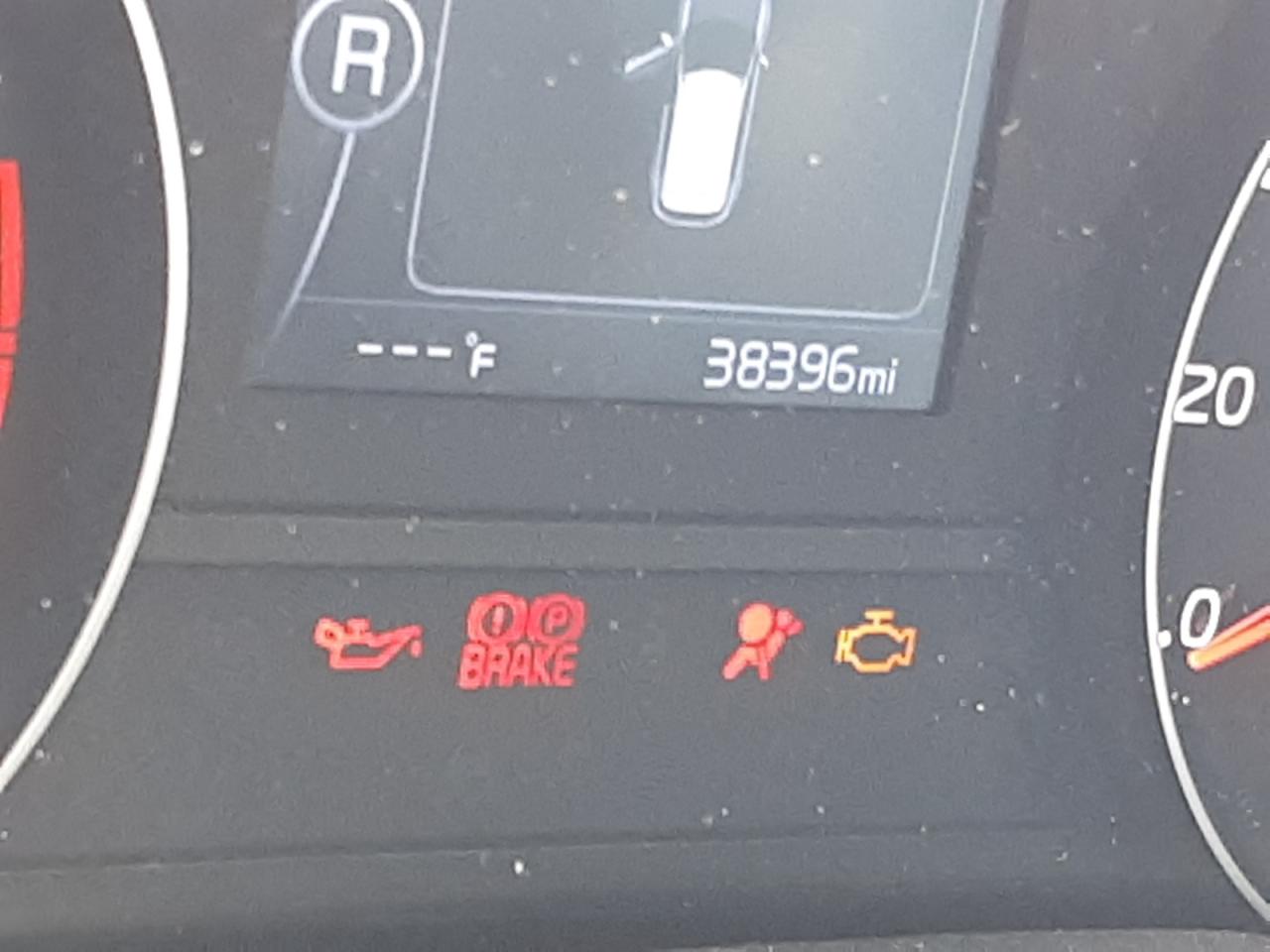 Photo 18 from auction – 2018 KIA SPORTAGE E with VIN KNDPNCAC1J7366035