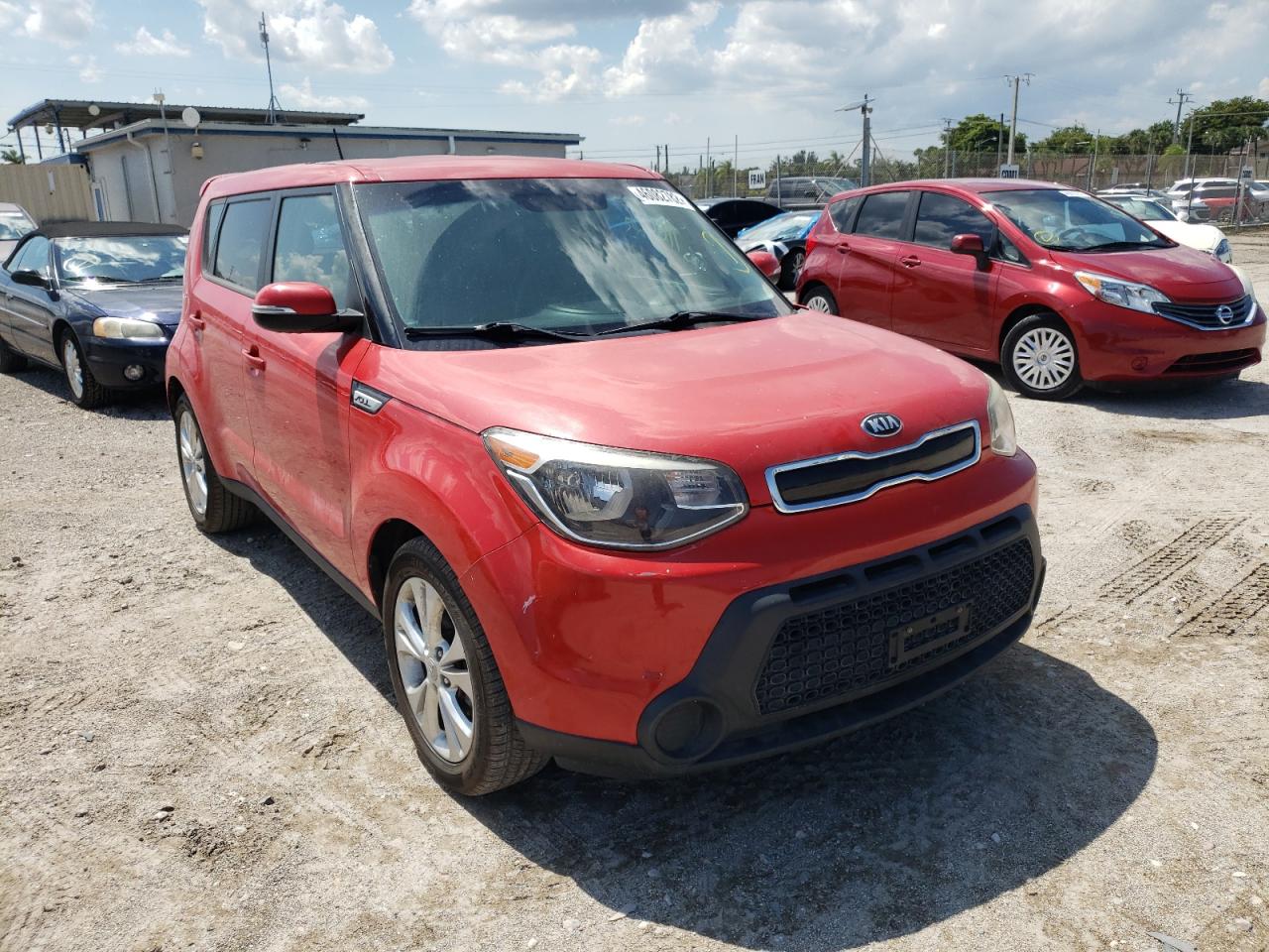 KIA SOUL + 2014 с VIN KNDJP3A56E7704374 - Снимка от търг