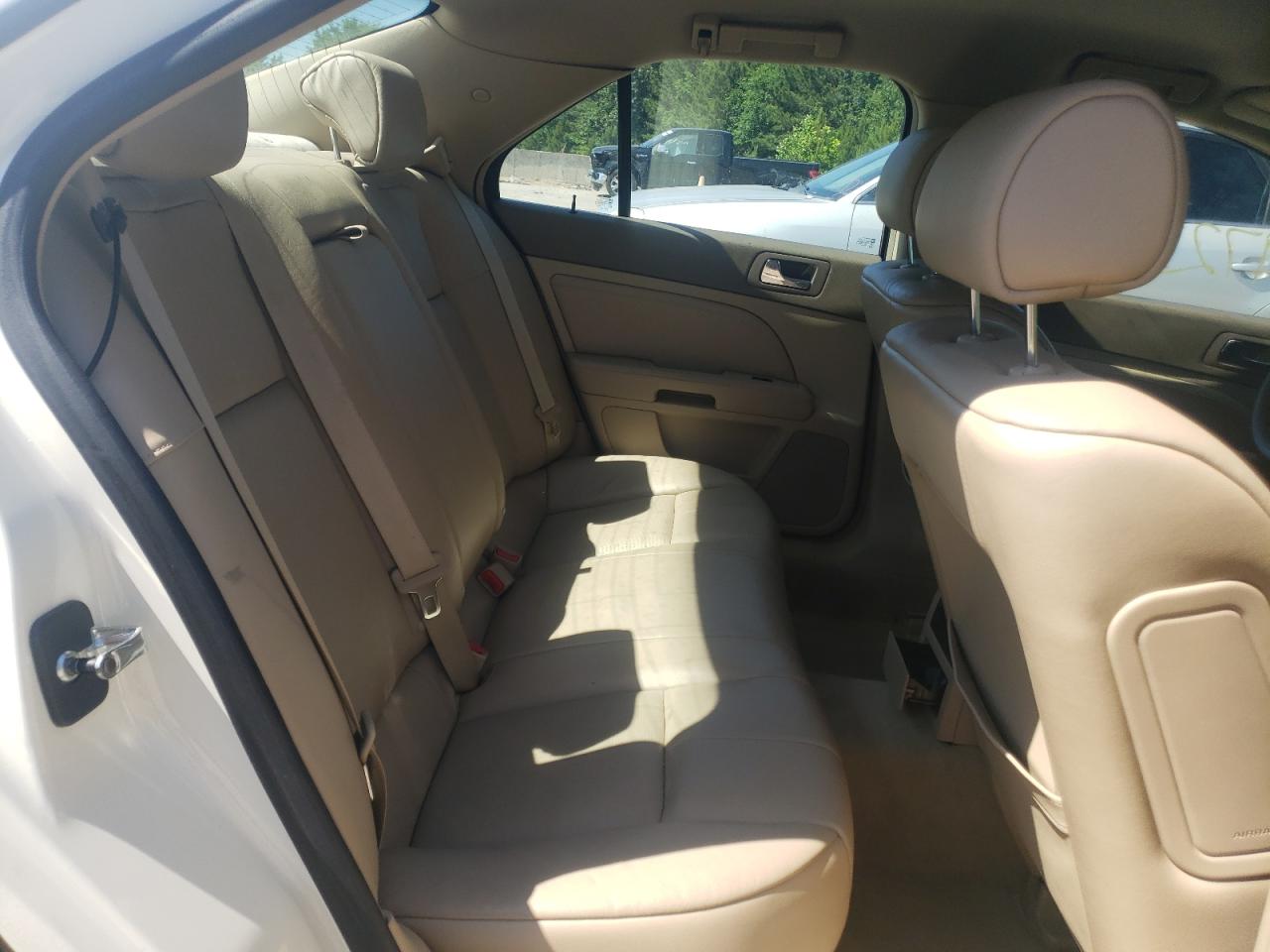 Photo 6 from auction – 2008 CADILLAC STS with VIN 1G6DW67V680185786