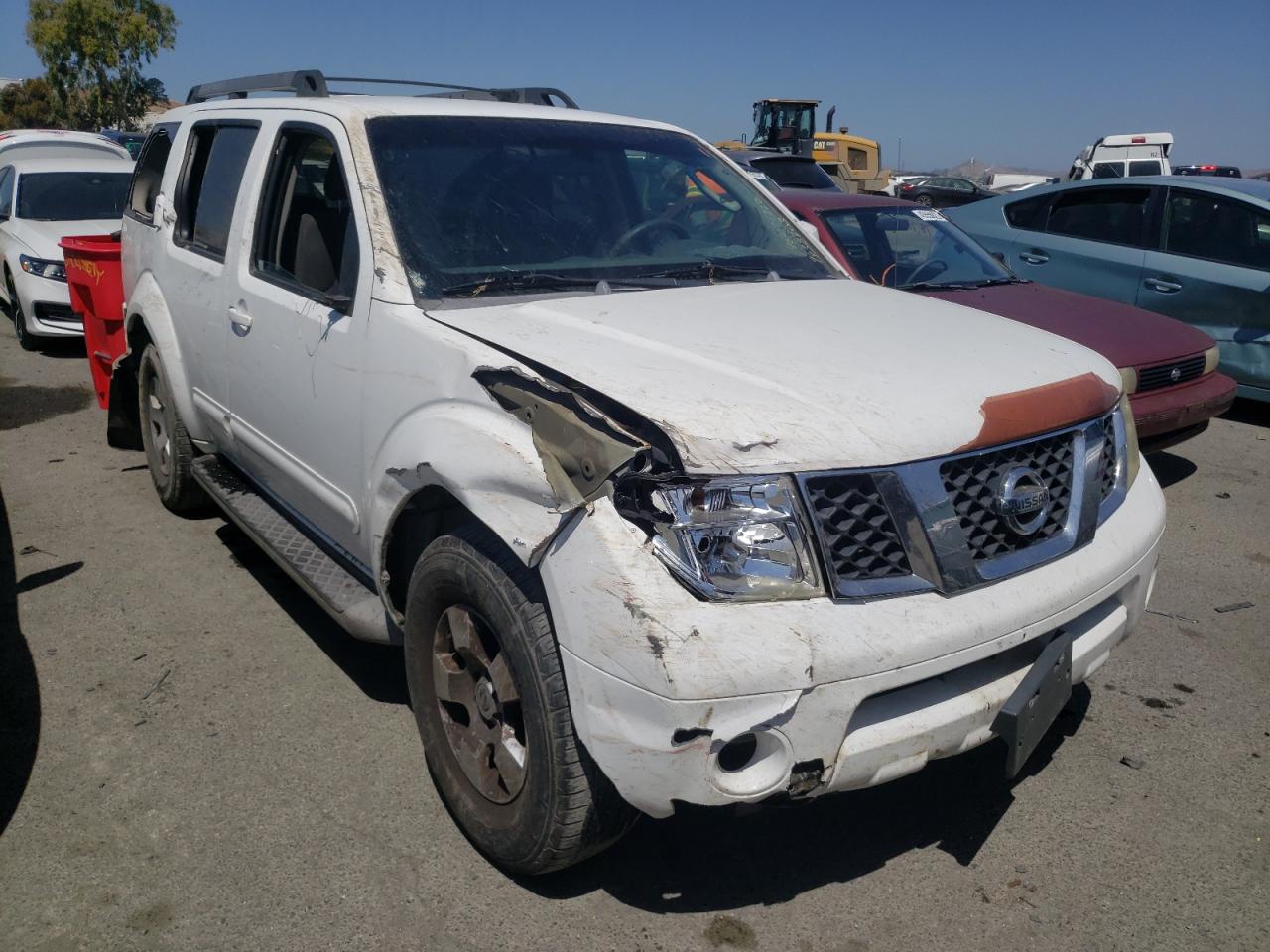 NISSAN PATHFINDER 2005 with VIN 5N1AR18U45C770906 - Photo from auction