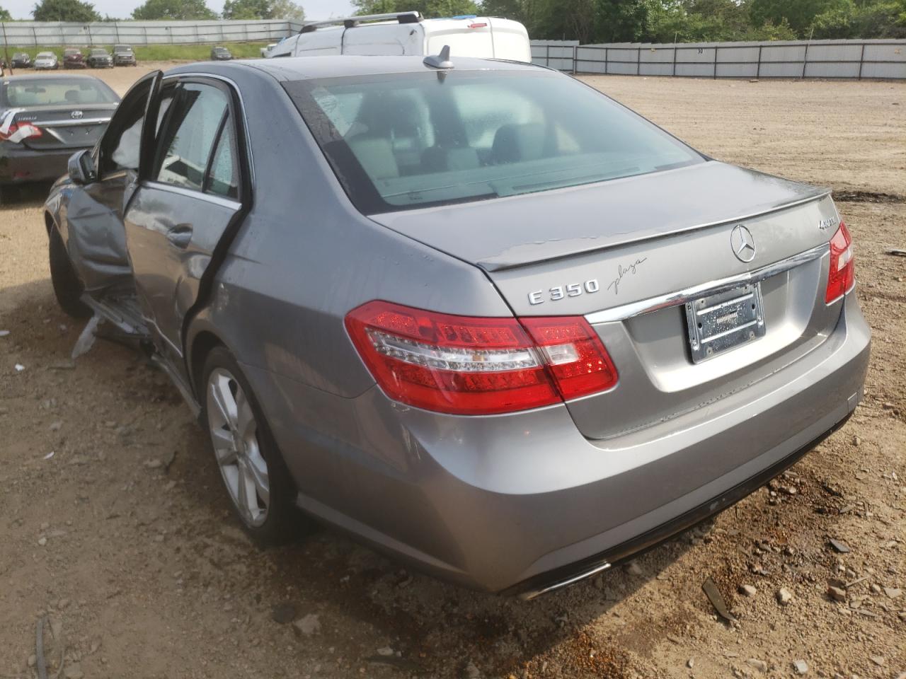 Photo 3 from auction – 2012 MERCEDES-BENZ E 350 4MAT with VIN WDDHF8JB3CA593535