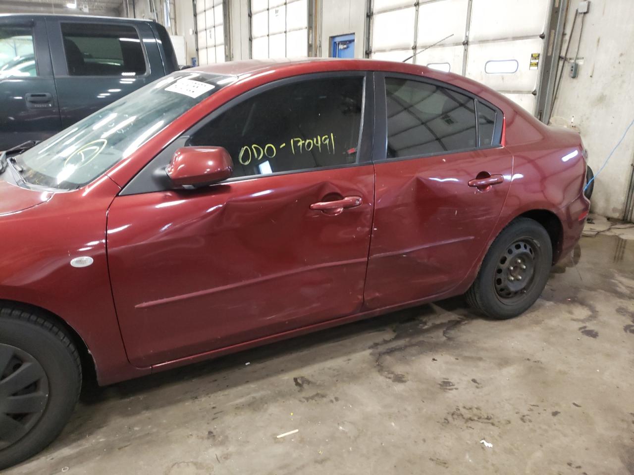 Photo 9 from auction – 2008 MAZDA 3 I with VIN JM1BK12GX81105525