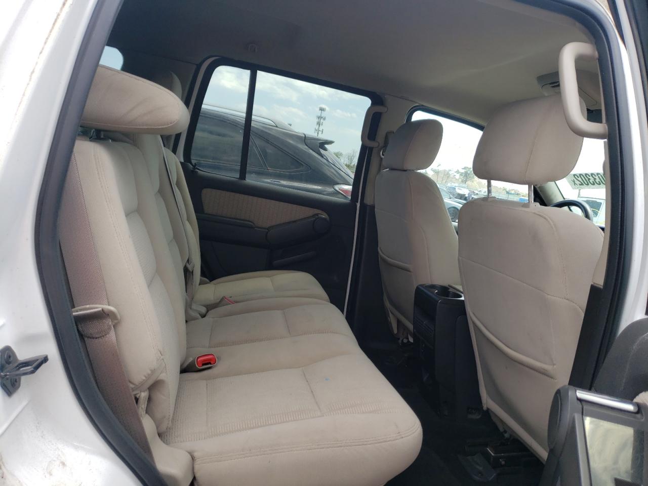 Photo 6 from auction – 2008 FORD EXPLORER X with VIN 1FMEU73EX8UB11973