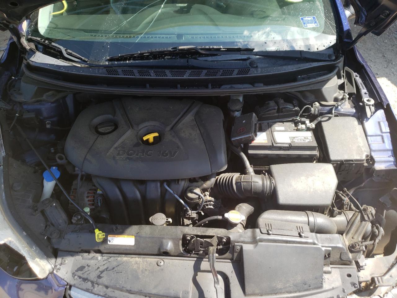 Photo 7 from auction – 2012 HYUNDAI ELANTRA GL with VIN 5NPDH4AE1CH143753