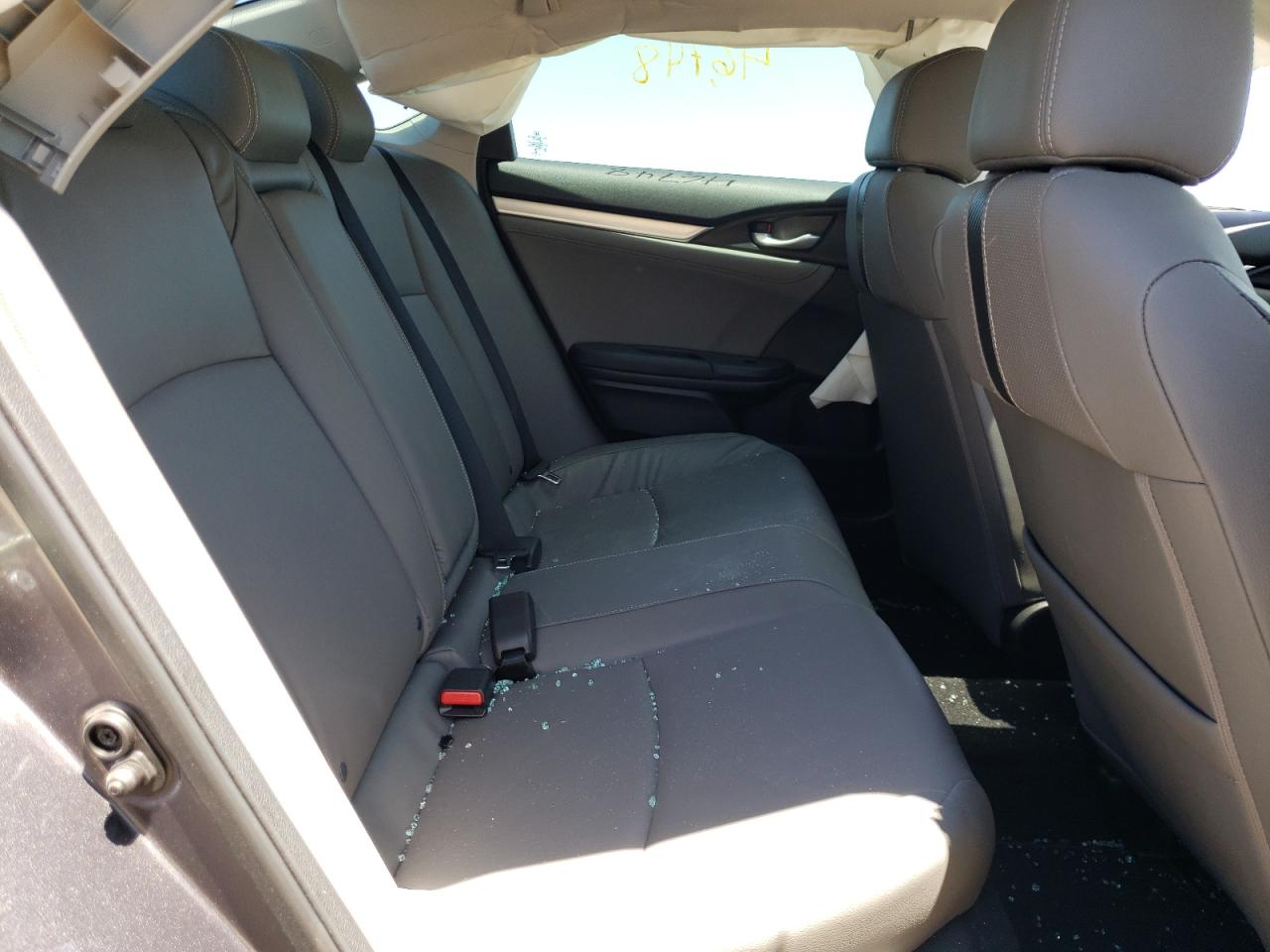 Photo 6 from auction – 2016 HONDA CIVIC EXL with VIN 19XFC1F74GE014920
