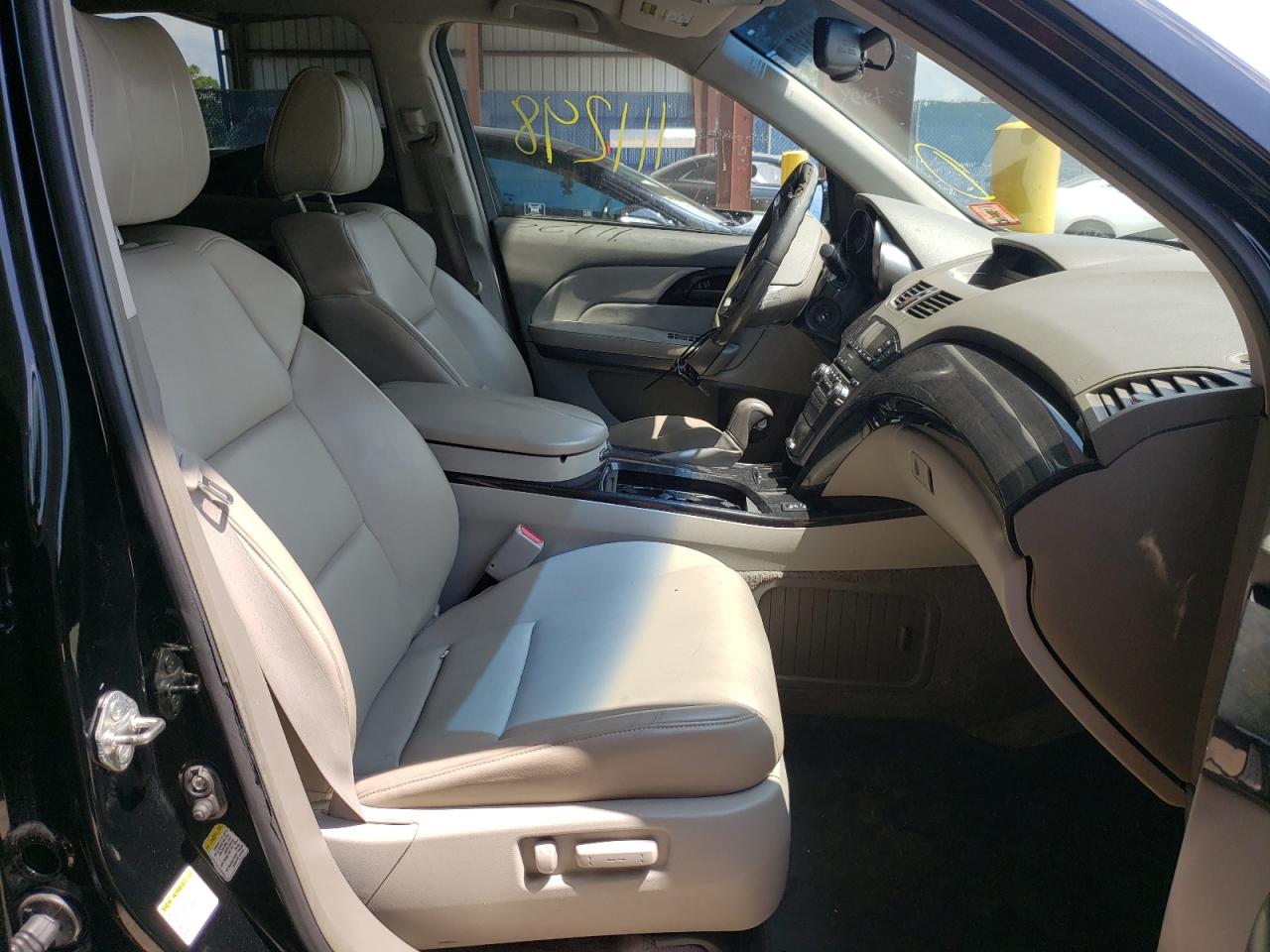 Photo 19 from auction – 2008 ACURA MDX with VIN 2HNYD28248H518686