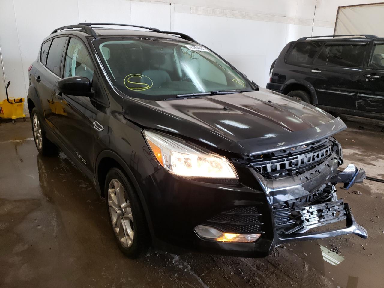 FORD ESCAPE SE 2013 with VIN 1FMCU0GX5DUB81577 - Photo from auction