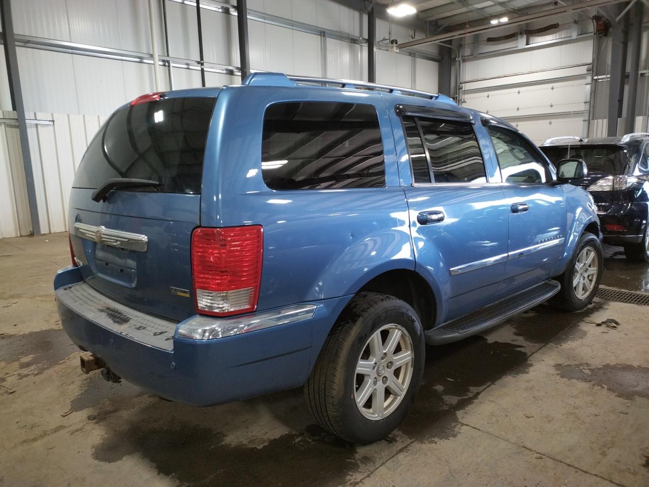 Photo 4 from auction – 2007 CHRYSLER ASPEN LIMI with VIN 1A8HW58P77F532054