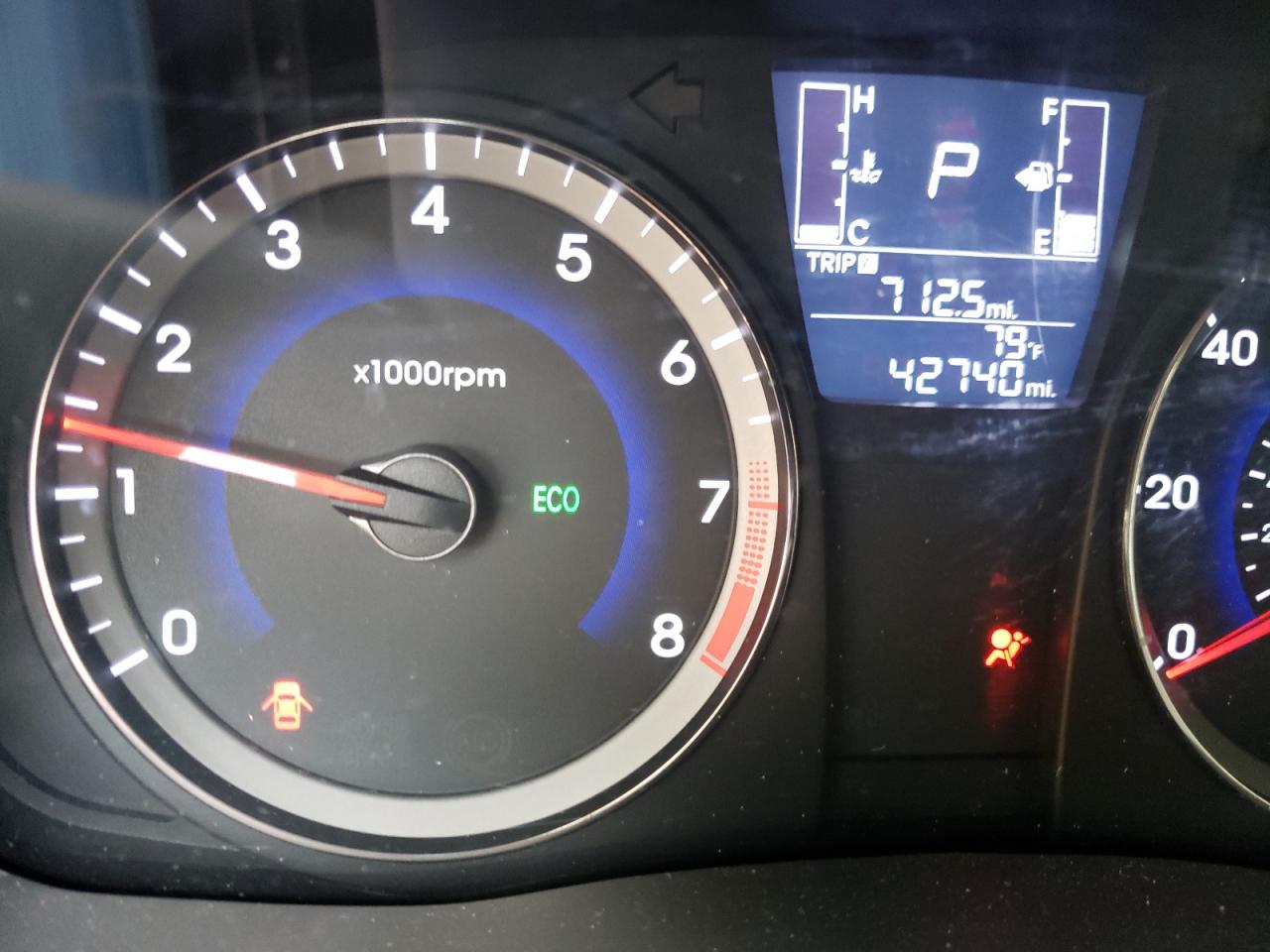 Photo 8 from auction – 2016 HYUNDAI ACCENT SE with VIN KMHCT4AE5GU968731