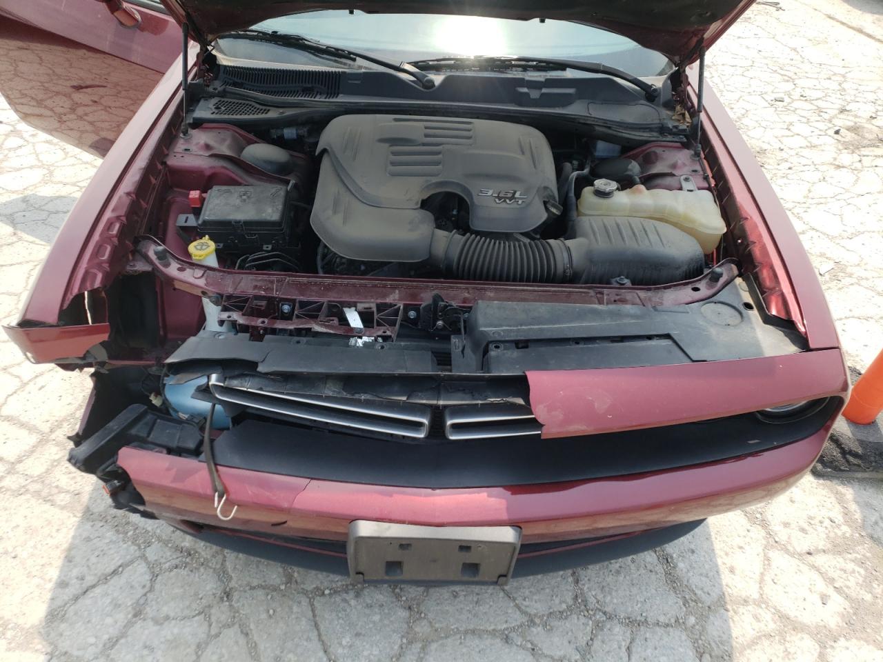 Photo 7 from auction – 2019 DODGE CHALLENGER with VIN 2C3CDZAG1KH723439