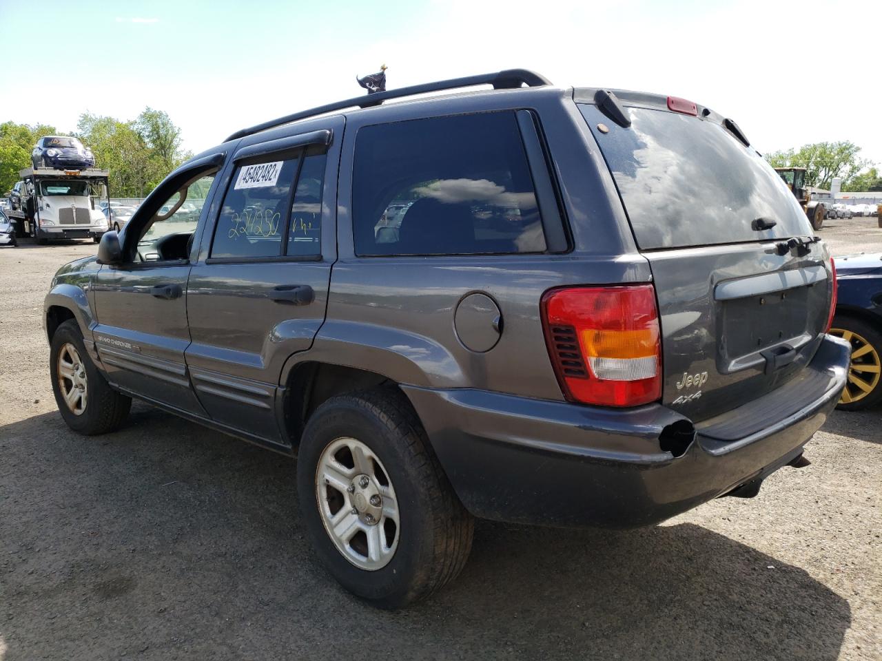 Photo 3 from auction – 2004 JEEP GRAND CHER with VIN 1J4GW48S04C327958