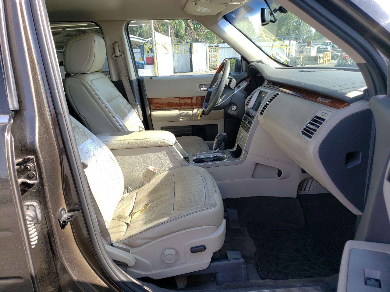 Photo 5 from auction – 2011 FORD FLEX LIMIT with VIN 2FMHK6DT7BBD30736