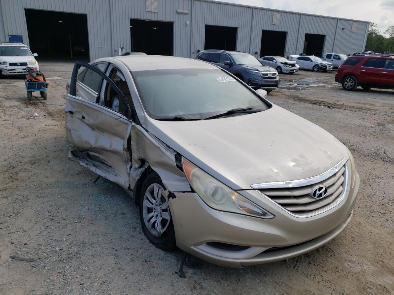 صورة رقم 11 من المزاد - 2011 HYUNDAI SONATA مع VIN 5NPEB4AC7BH174928