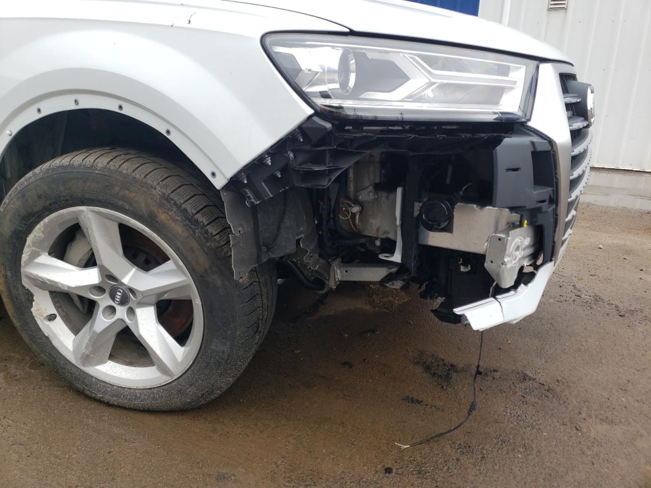 Photo 9 from auction – 2018 AUDI Q7 PREMIUM with VIN WA1AAAF73JD003684