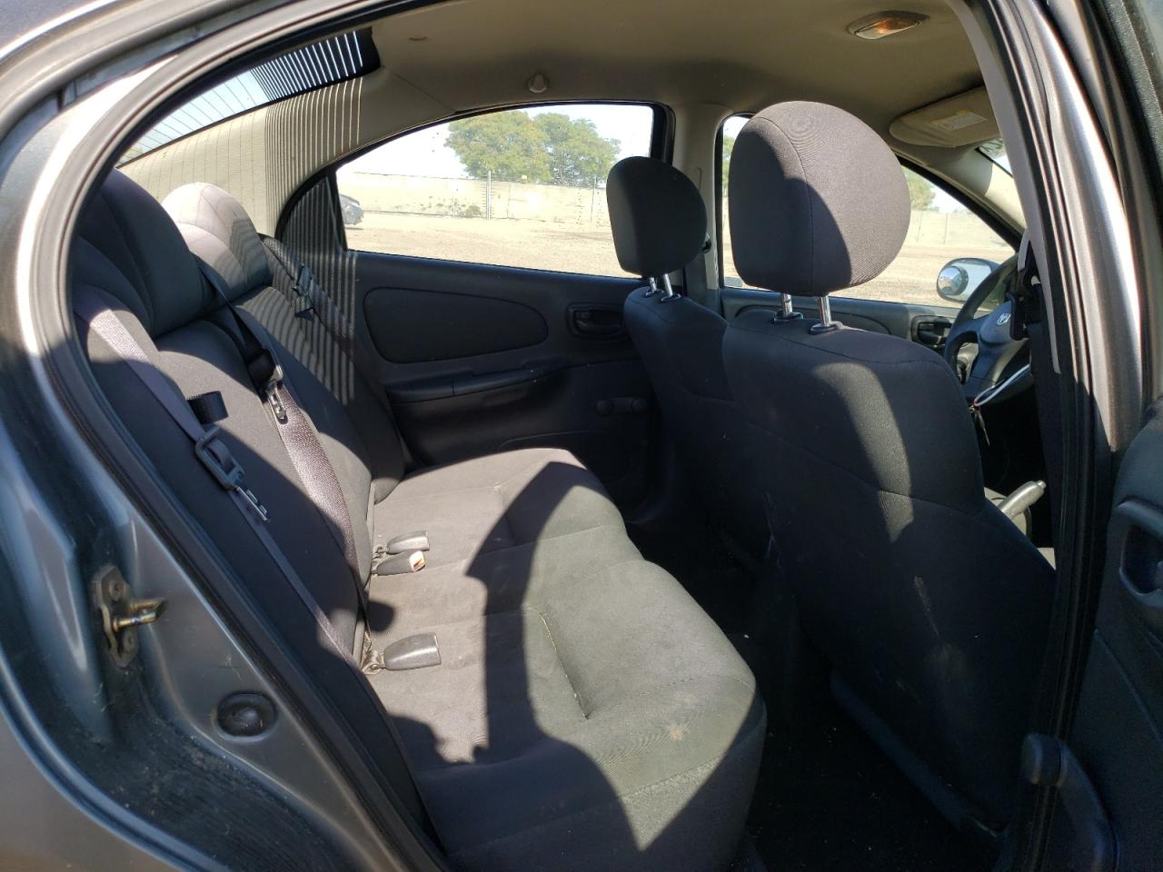 Photo 6 from auction – 2005 DODGE NEON SXT with VIN 1B3ES56C05D199650
