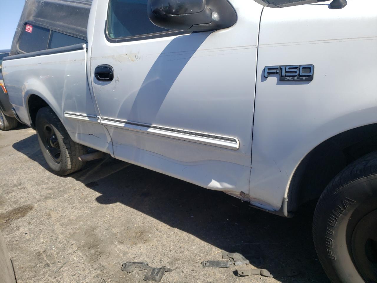 Photo 9 from auction – 1997 FORD F150 with VIN 1FTDF1766VNA37256