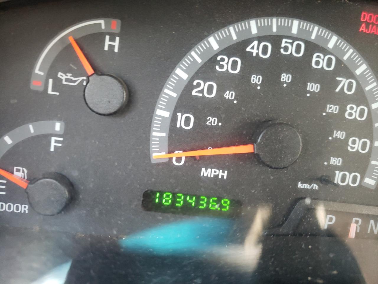 Photo 8 from auction – 2002 FORD F150 SUPER with VIN 1FTRW08L32KC44608