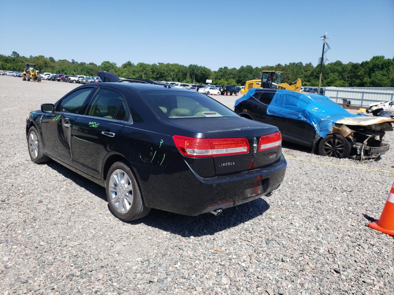 Photo 3 from auction – 2010 LINCOLN MKZ with VIN 3LNHL2GC1AR606958