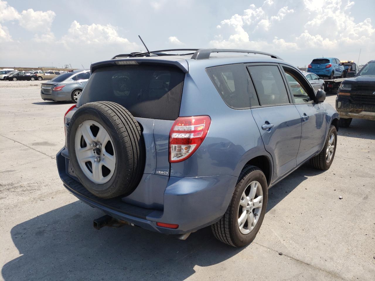 Photo 4 from auction – 2011 TOYOTA RAV4 with VIN 2T3BF4DV8BW094745