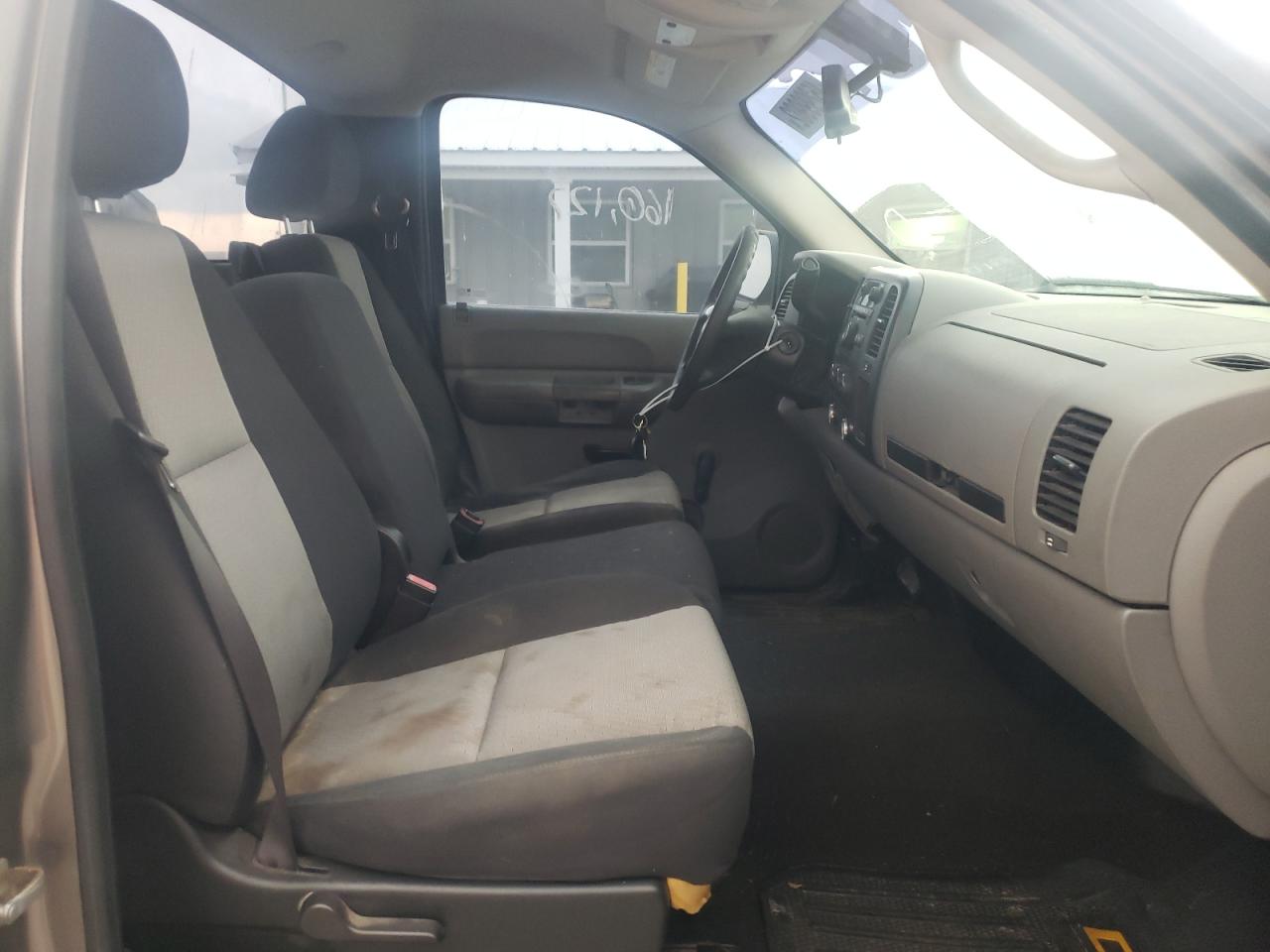 Photo 5 from auction – 2007 CHEVROLET SILVERADO with VIN 1GCEC14C87Z535963