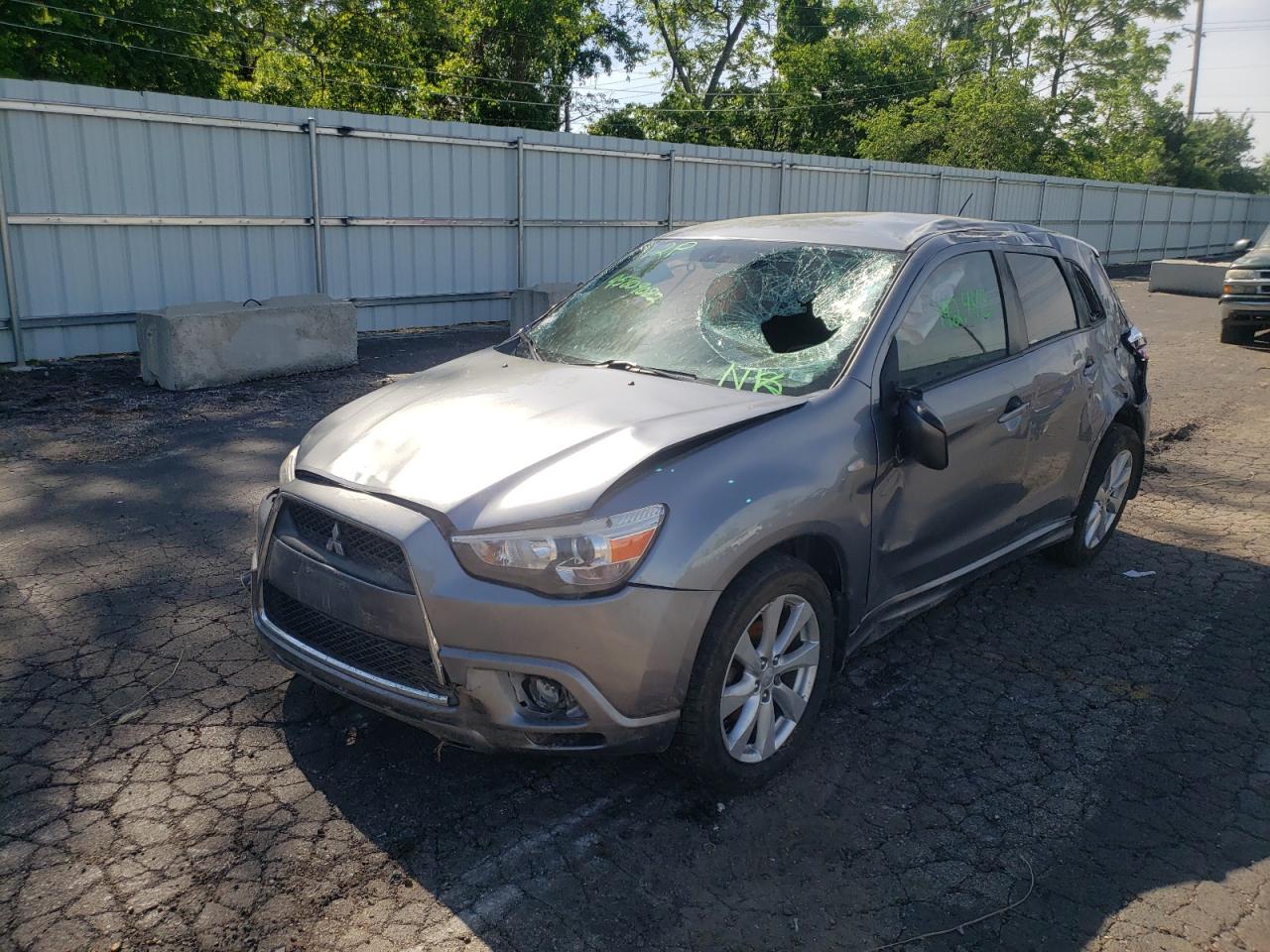Photo 2 from auction – 2012 MITSUBISHI OUTLANDER with VIN JA4AR4AUXCZ006403