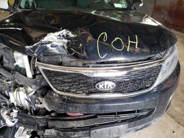 Photo 7 from auction – 2014 KIA SORENTO LX with VIN 5XYKTDA65EG502885