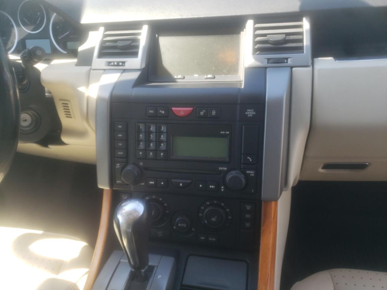 Photo 9 from auction – 2008 LAND ROVER RANGE ROVE with VIN SALSH23408A120200