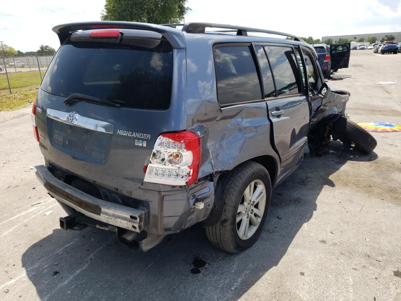 Photo 4 from auction – 2006 TOYOTA HIGHLANDER with VIN JTEEW21A760011766