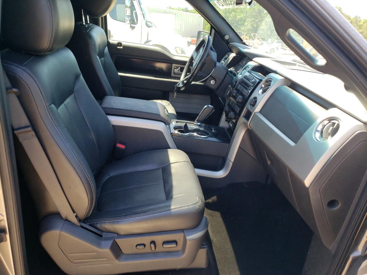 Photo 5 from auction – 2012 FORD F150 SUPER with VIN 1FTFW1EF3CFC71373