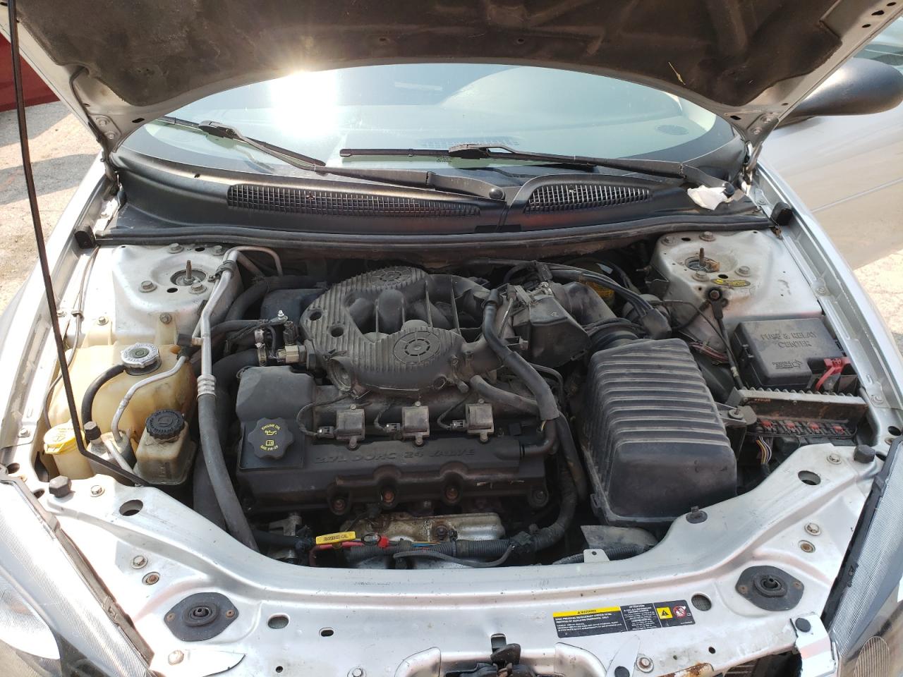 Photo 7 from auction – 2004 CHRYSLER SEBRING LX with VIN 1C3EL56R34N293387