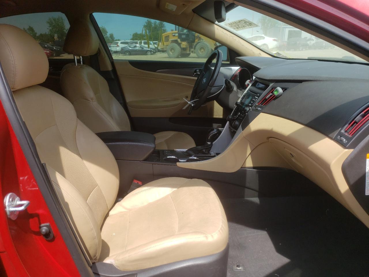 Photo 5 from auction – 2012 HYUNDAI SONATA HYB with VIN KMHEC4A45CA033415
