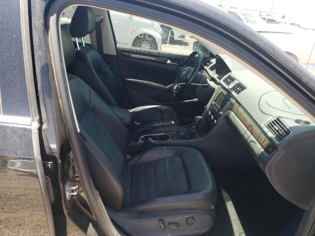 Photo 9 from auction – 2015 VOLKSWAGEN PASSAT SEL with VIN 1VWCV7A32FC038513