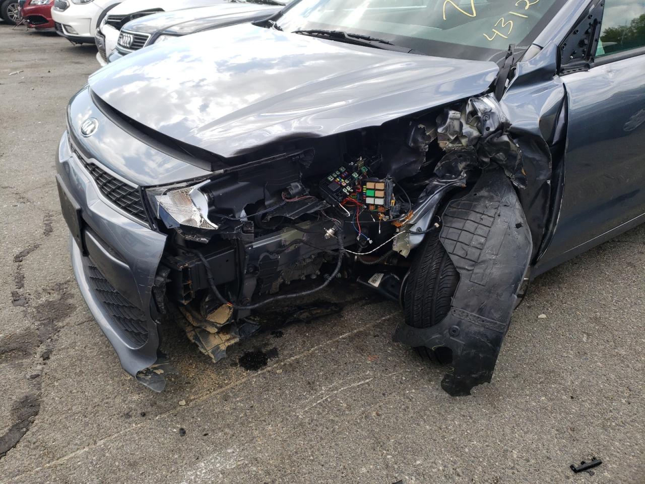 Photo 9 from auction – 2019 KIA RIO S with VIN 3KPA24AB7KE211146