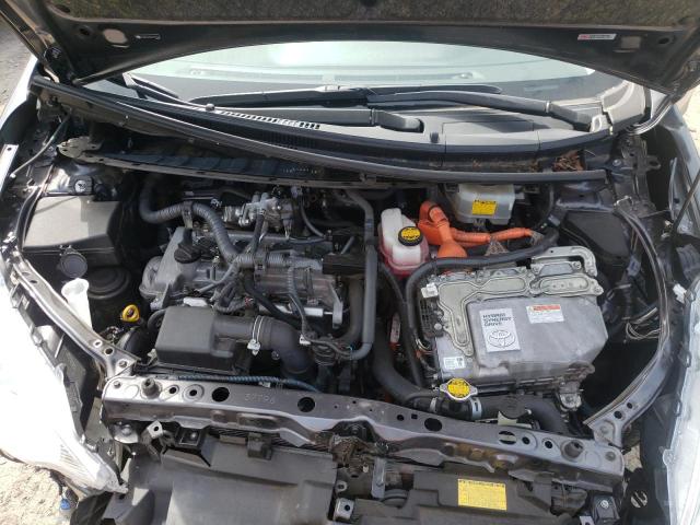 Photo 7 from auction – 2013 TOYOTA PRIUS C with VIN JTDKDTB30D1037622