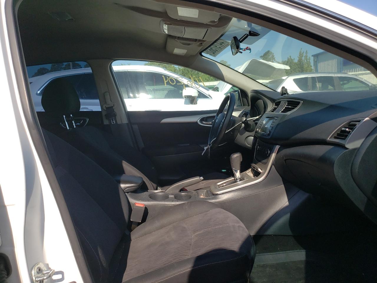Photo 5 from auction – 2015 NISSAN SENTRA S with VIN 3N1AB7AP9FL674584