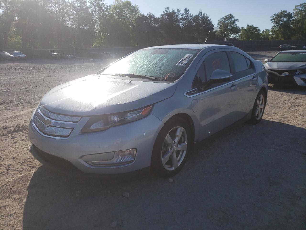 Photo 2 from auction – 2014 CHEVROLET VOLT with VIN 1G1RA6E41EU117534