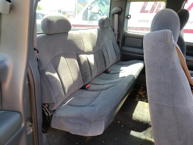 Photo 6 from auction – 2000 CHEVROLET SILVERADO with VIN 2GCEC19W0Y1100755
