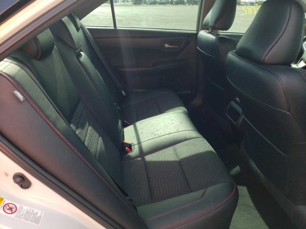 Photo 6 from auction – 2015 TOYOTA CAMRY LE with VIN 4T1BF1FK6FU034852