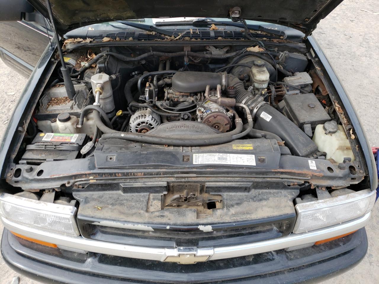 Photo 7 from auction – 2001 CHEVROLET BLAZER with VIN 1GNDT13W312226870