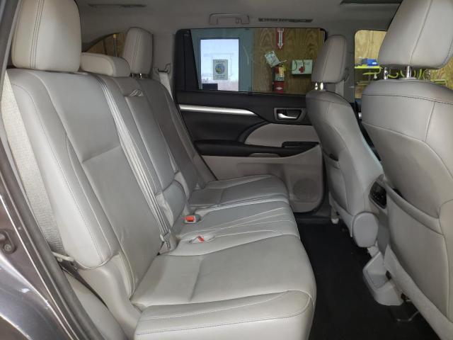 Photo 6 from auction – 2016 TOYOTA HIGHLANDER with VIN 5TDJKRFH7GS248480