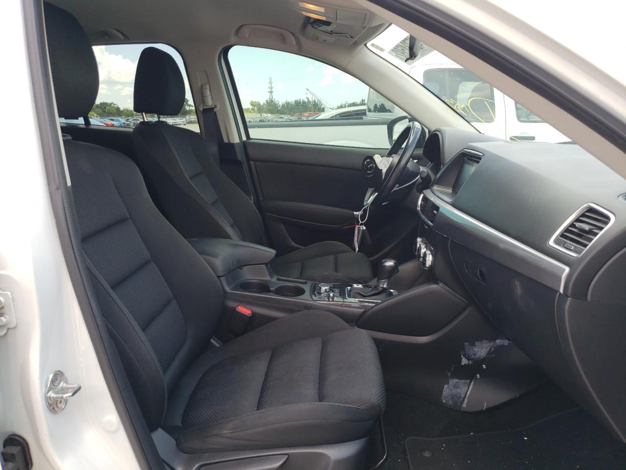 Photo 5 from auction – 2016 MAZDA CX-5 TOURI with VIN JM3KE2CY0G0600431