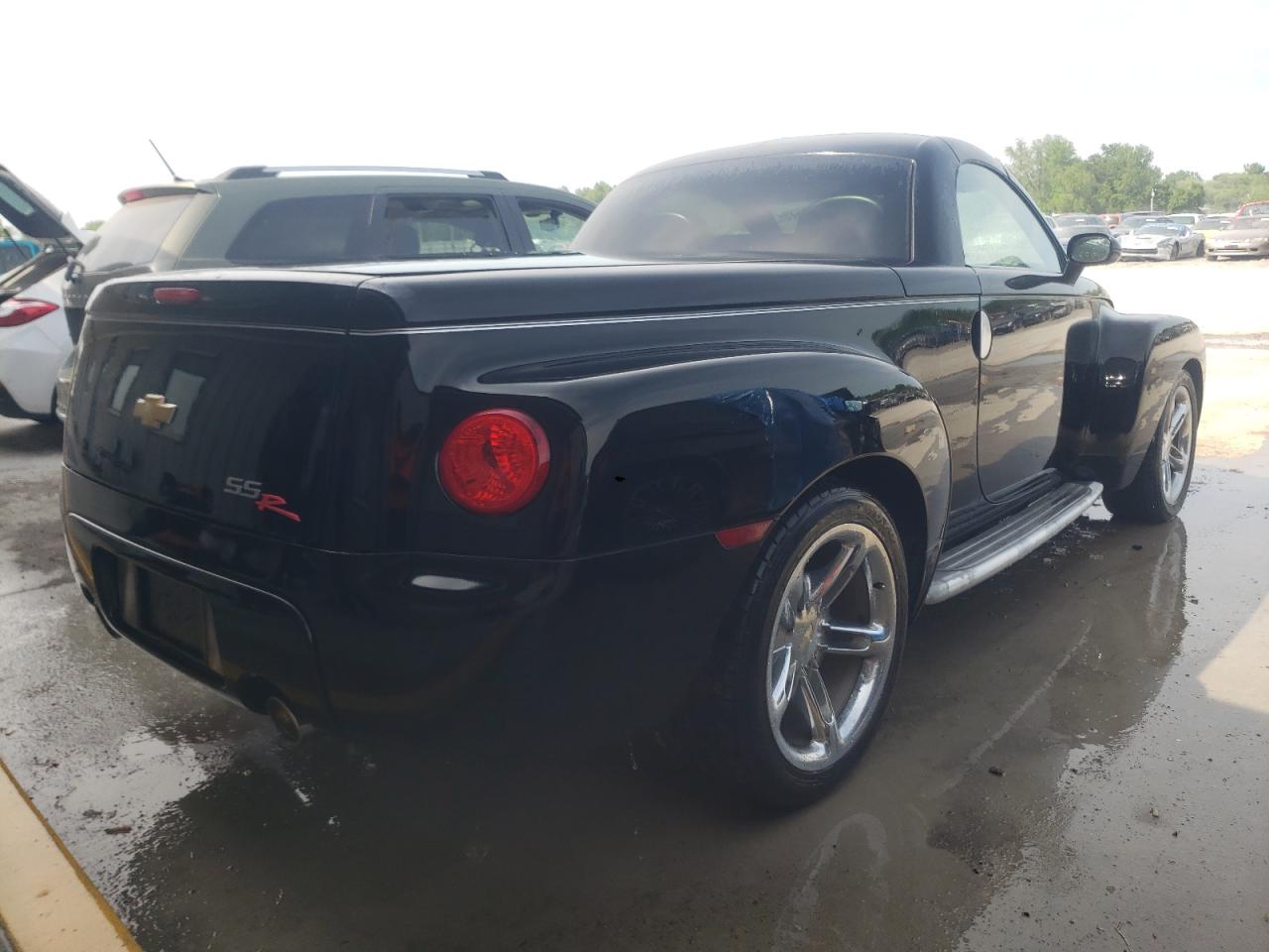 Photo 4 from auction – 2004 CHEVROLET SSR with VIN 1GCES14P24B111835